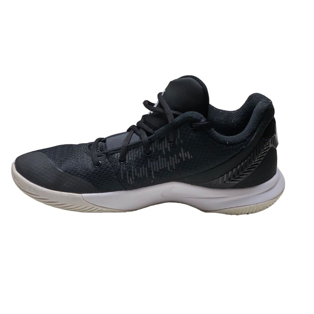Nike Kyrie Flytrap II Basketball Shoes Black White Silver AO4436-001 SIZE 9.5